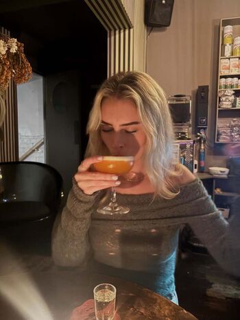 Full leaked Huhnelly private onlyfans photo