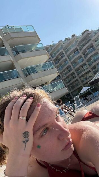 Full leaked Iamcarlavoicu private onlyfans photo