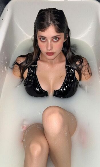 Full leaked Icata page private onlyfans photo