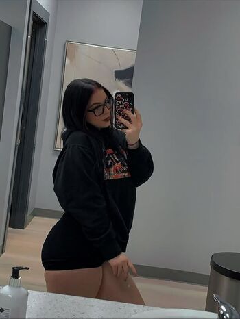 Full leaked Icybxnny page private onlyfans photo