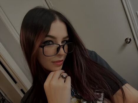 Full leaked Icybxnny private onlyfans photo