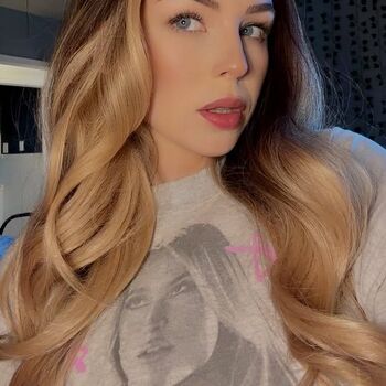 Full leaked Icybxnny private onlyfans photo