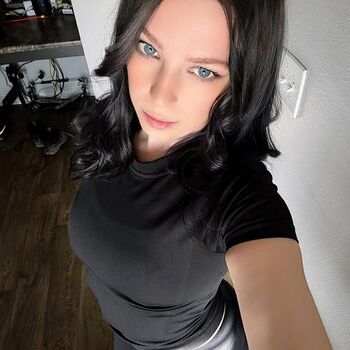 Full leaked Icybxnny private onlyfans photo