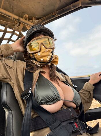 Full leaked Ika dauria  page private onlyfans photo