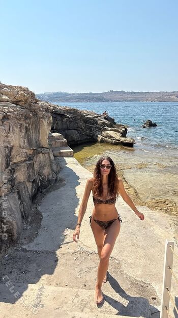 Full leaked Ini schoen private onlyfans photo