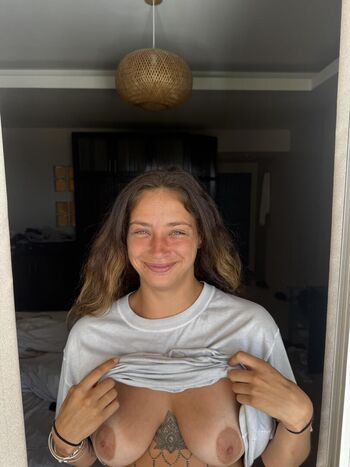 Full leaked Innocentels private onlyfans photo