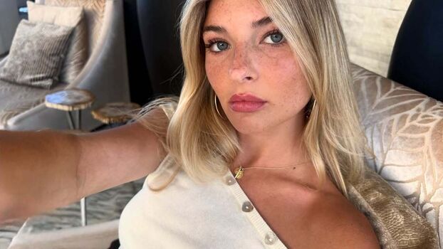 Full leaked Isasaboll private onlyfans photo