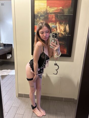 Full leaked Itsalyssastevenss private onlyfans photo