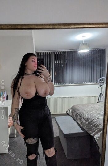 Full leaked Jade lou page private onlyfans photo