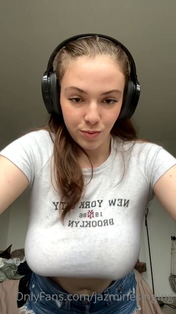 Full leaked Jazmine singing private onlyfans photo