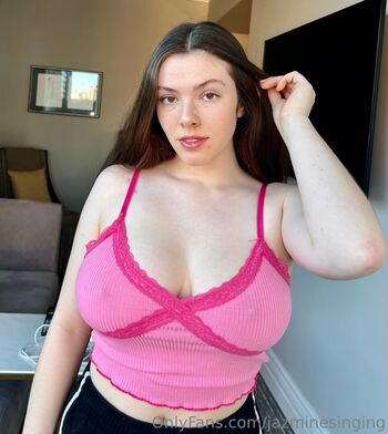 Full leaked Jazmine singing private onlyfans photo