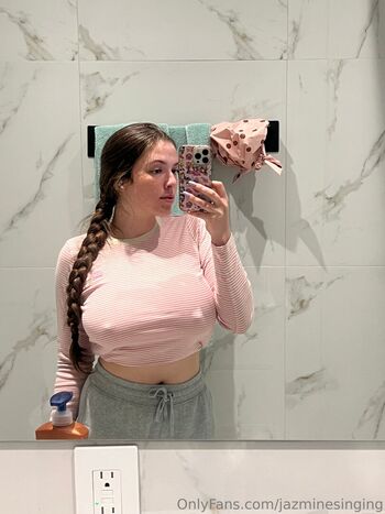 Full leaked Jazmine singing private onlyfans photo