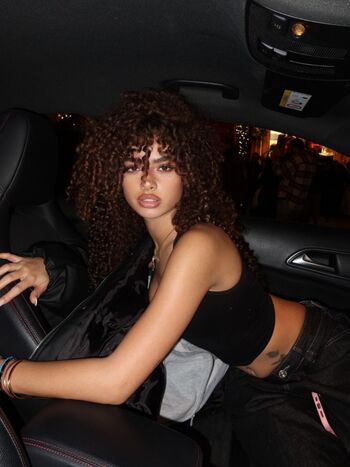 Full leaked Arielka/ private onlyfans photo