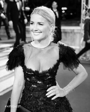 Full leaked Jennifer knble private onlyfans photo