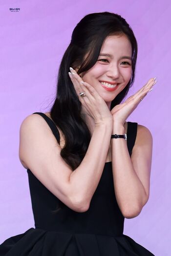 Full leaked Jisoo page private onlyfans photo