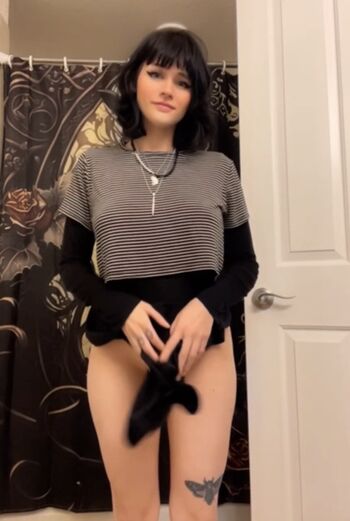 Full leaked Sasha banks/ private onlyfans photo