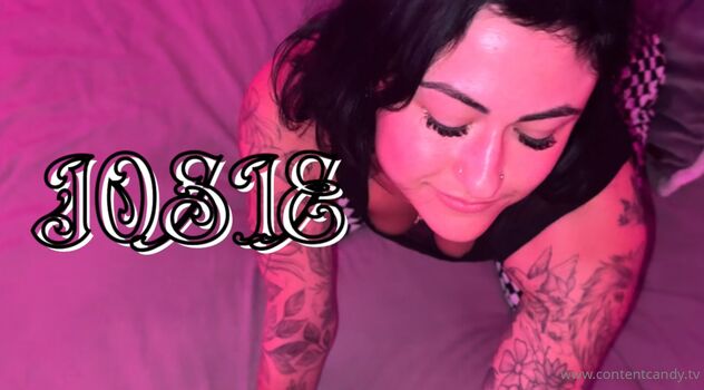 Full leaked Josiejaxxon hotwife private onlyfans photo