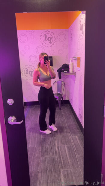 juicy_jeni