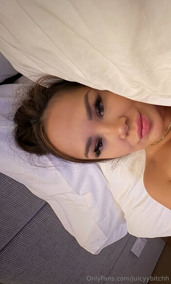juicyybitchh