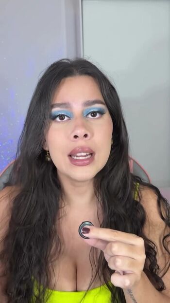 Full leaked Julia alvarenga private onlyfans photo