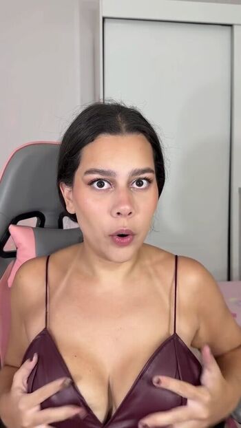 Full leaked Julia alvarenga private onlyfans photo