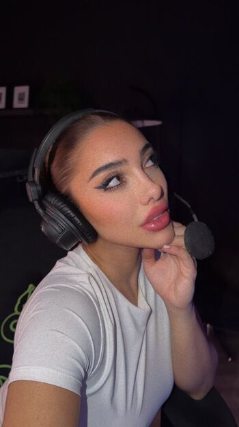 Full leaked Julia bayonetta  page private onlyfans photo