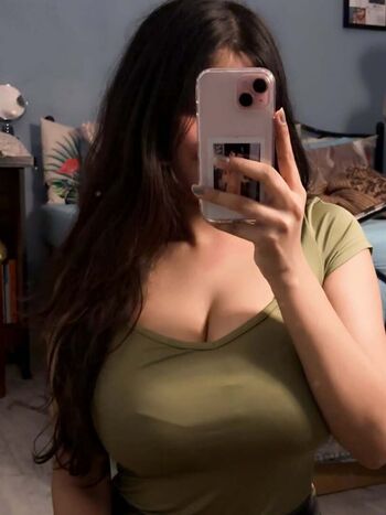 Full leaked Justbeingkayra page private onlyfans photo