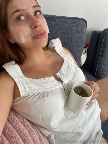 Full leaked Lexi skyee/ private onlyfans photo