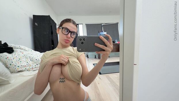 Full leaked Katkimikimi private onlyfans photo