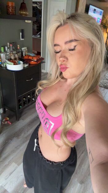 Full leaked Kayla malecc private onlyfans photo