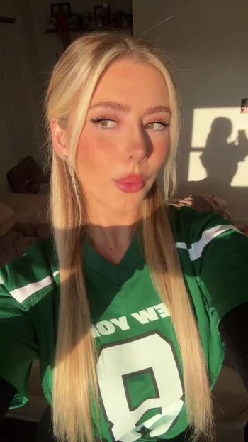 Full leaked Kaymarie private onlyfans photo