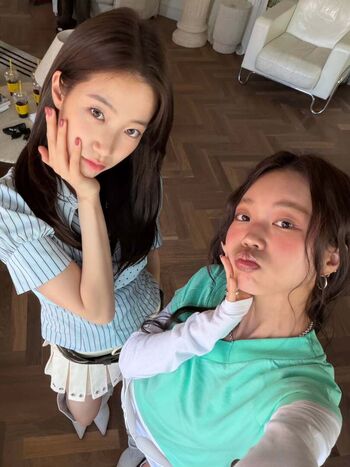 Kazuha Nakamura 中村 一葉