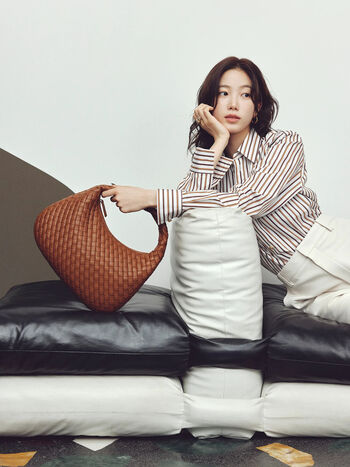 Kazuha Nakamura 中村 一葉 | LESSERAFIM