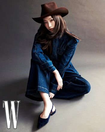 Kazuha Nakamura 中村 一葉 | LESSERAFIM