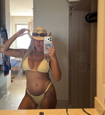 Full leaked Kendra rowe private onlyfans photo