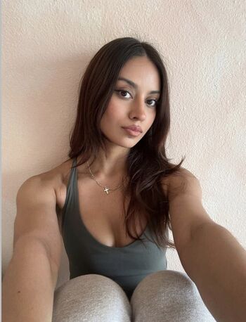 Full leaked Keniroo kenirue private onlyfans photo