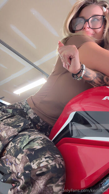 Full leaked Keri steel page private onlyfans photo