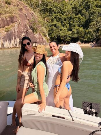 Full leaked Key alves private onlyfans photo