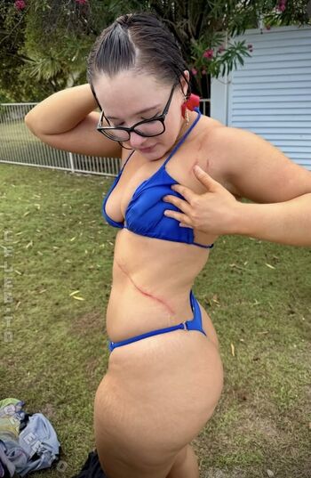 Full leaked Khiarna thompson private onlyfans photo