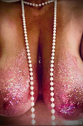 kiki_bigboobs