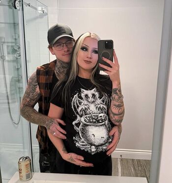 Full leaked Kikiiiijam canadian private onlyfans photo