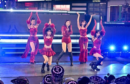 Kim Chaewon 김채원 [Le Sserafim]