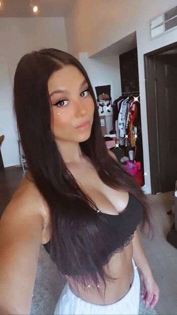 Full leaked Kira kosarin  page private onlyfans photo