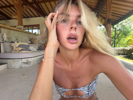 Full leaked Klarahellqvistt private onlyfans photo