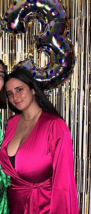 Full leaked Feixings/ private onlyfans photo