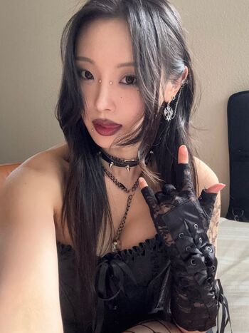 Full leaked Lola devine/ private onlyfans photo