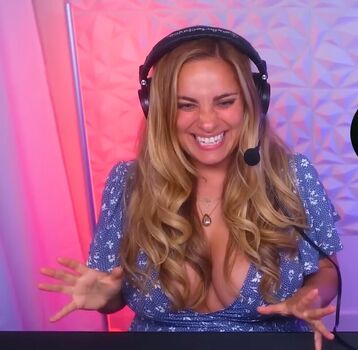 Kristen Stephensonpino