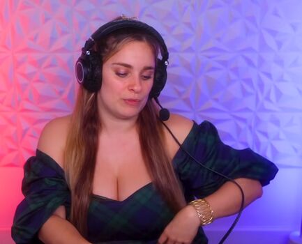 Kristen Stephensonpino