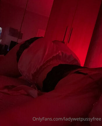 ladywetpussyfree