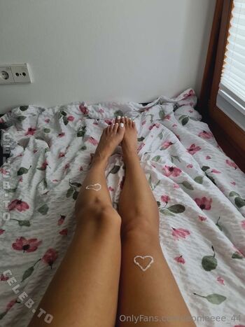 Full leaked Lara uth page private onlyfans photo